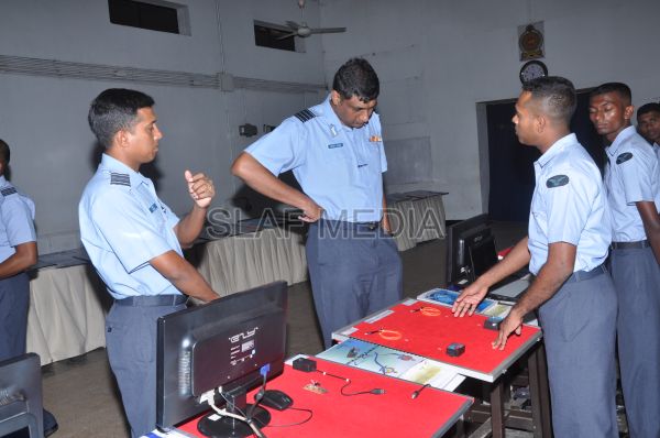 Closing Address Ceremony of Computer Technician Basic & Clerk GD Advanced course