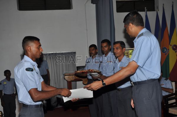 Closing Address Ceremony of Computer Technician Basic & Clerk GD Advanced course