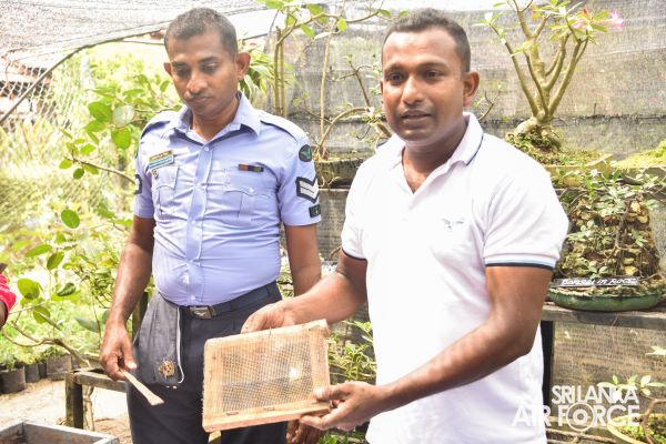 COMMAND
AGRO UNIT OFFERS A SPECIAL WORKSHOP ON DAIRY PROCESSING AND BONSAI ART
FOR THE FARMERS ASSOCIATION ANDIAMBALAMA