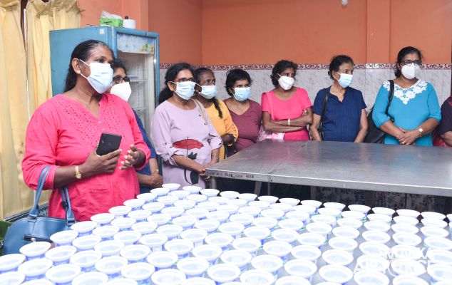 COMMAND
AGRO UNIT OFFERS A SPECIAL WORKSHOP ON DAIRY PROCESSING AND BONSAI ART
FOR THE FARMERS ASSOCIATION ANDIAMBALAMA