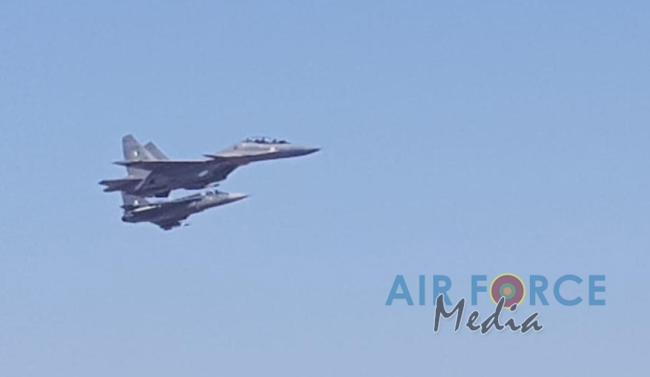 Commander attends Aero India 2019