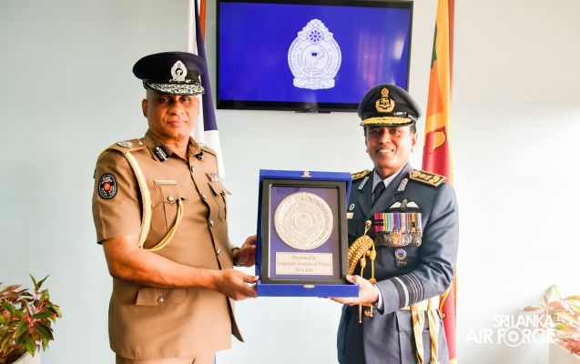 SLAF COMMANDER CALLS ON THE INSPECTOR GENERAL OF POLICE