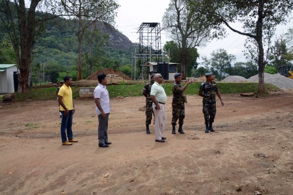 Commander Inspects the SLAF Digana Runway Constructions