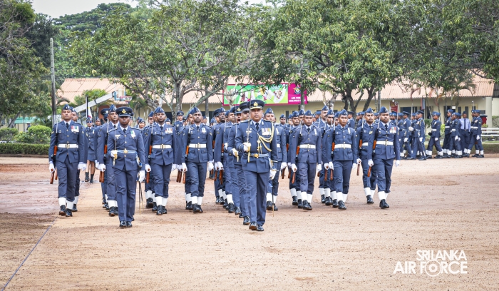 COMMANDER’S INSPECTION AT SLAF TRADE TRAINING SCHOOL EKALA
