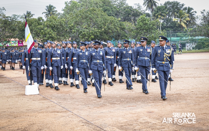 COMMANDER’S INSPECTION AT SLAF TRADE TRAINING SCHOOL EKALA