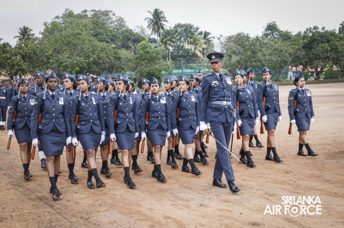COMMANDER’S INSPECTION AT SLAF TRADE TRAINING SCHOOL EKALA