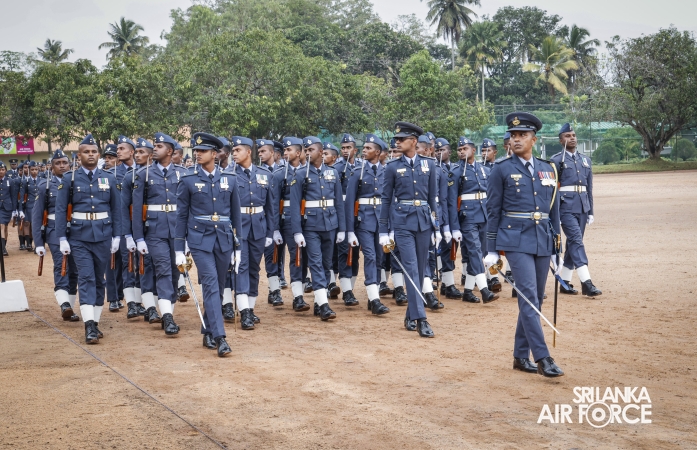 COMMANDER’S INSPECTION AT SLAF TRADE TRAINING SCHOOL EKALA