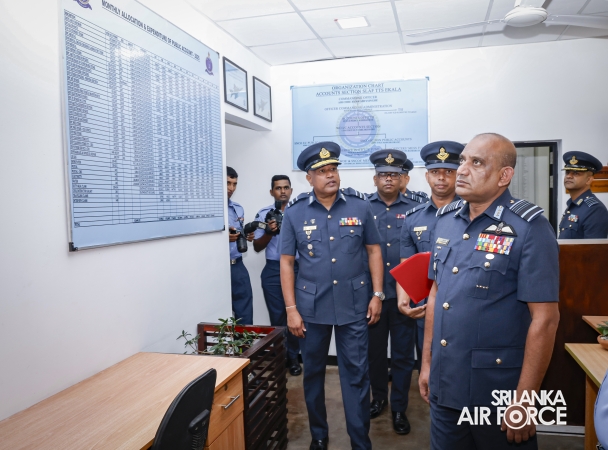 COMMANDER’S INSPECTION AT SLAF TRADE TRAINING SCHOOL EKALA