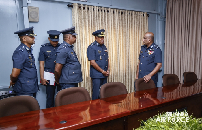 COMMANDER’S INSPECTION AT SLAF TRADE TRAINING SCHOOL EKALA