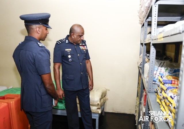COMMANDER’S INSPECTION AT SLAF TRADE TRAINING SCHOOL EKALA