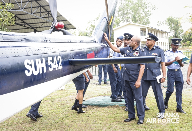 COMMANDER’S INSPECTION AT SLAF TRADE TRAINING SCHOOL EKALA