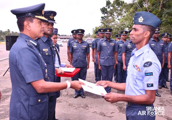 COMMANDER'S INSPECTION OF SLAF STATION KATUKURUNDA