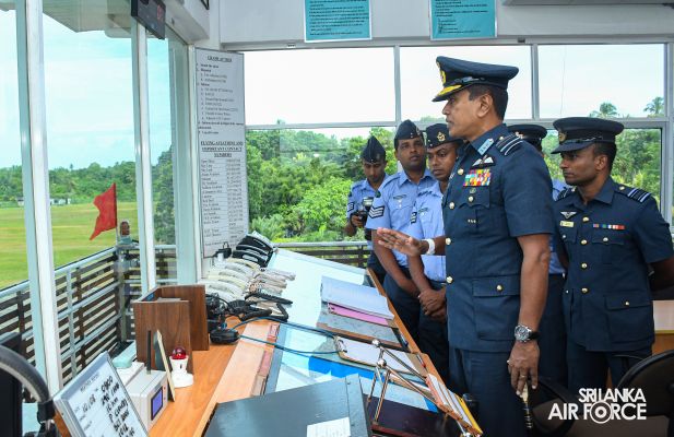 COMMANDER'S INSPECTION OF SLAF STATION KATUKURUNDA