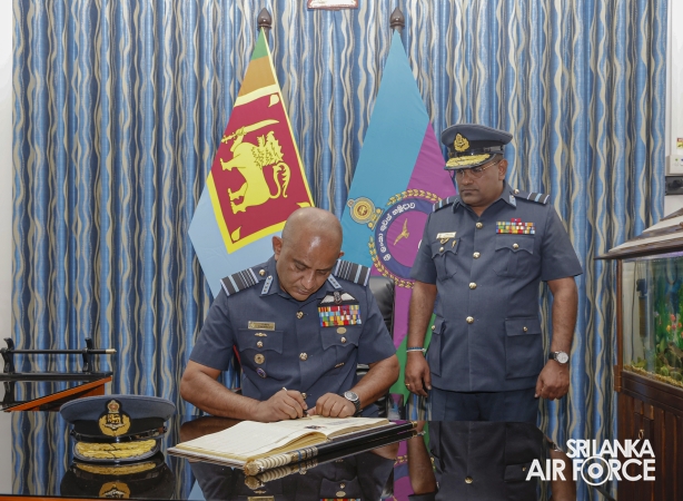 COMMANDER’S INSPECTION OF SLAF STATION PALAVI