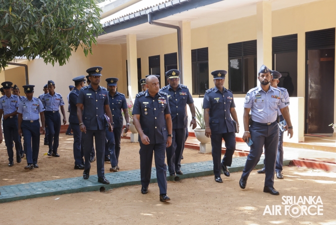 COMMANDER’S INSPECTION OF SLAF STATION PALAVI