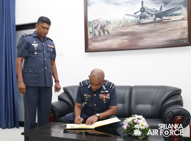 COMMANDER’S INSPECTION OF SLAF STATION PALAVI