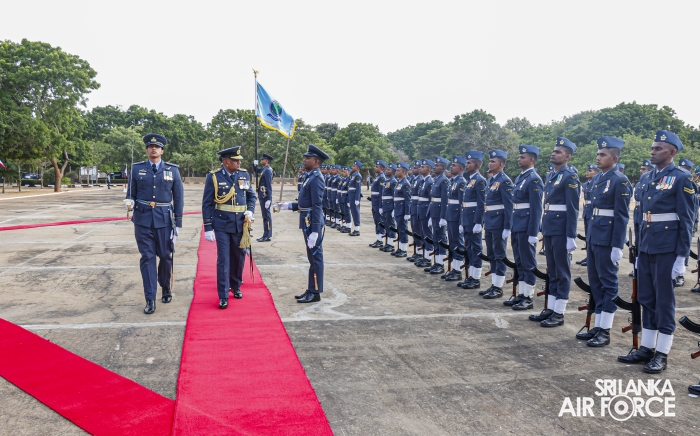 COMMANDER’S INSPECTION OF SLAF STATION PALAVI