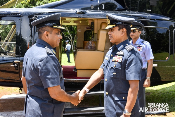 COMMANDER’S INSPECTION AT SLAF STATION MIRIGAMA