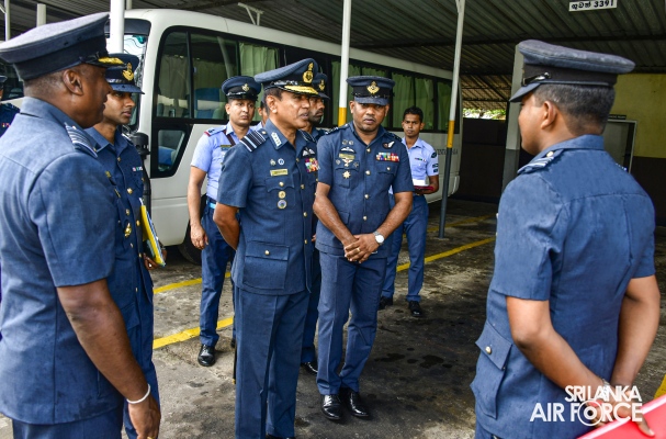COMMANDER’S INSPECTION AT SLAF TRADE TRAINING SCHOOL EKALA