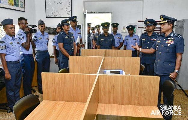 COMMANDER’S INSPECTION AT SLAF TRADE TRAINING SCHOOL EKALA