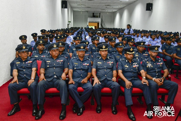 COMMANDER’S INSPECTION AT SLAF TRADE TRAINING SCHOOL EKALA