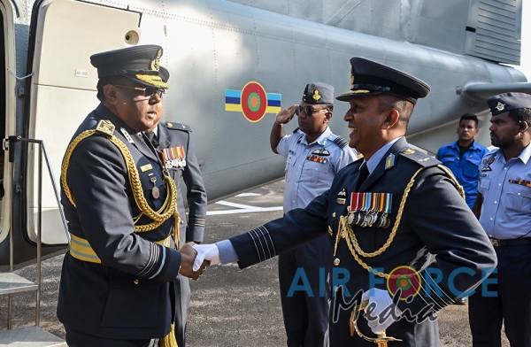 Commander's Inspection of SLAF Station Mullaittivu