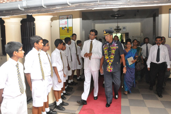 Commander inspires Junior Prefects of his Alma Mater