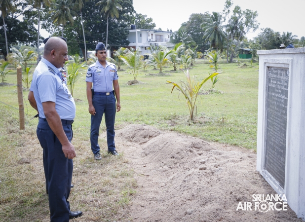AIR FORCE COMMANDER REVIEWS PROGRESS OF DEVELOPMENT PROJECTS AT SLAF BASE KATUNAYAKE