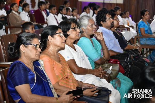 COMMANDER ADMIRES THE SANKALPANA-2023