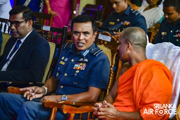 COMMANDER ADMIRES THE SANKALPANA-2023
