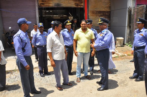Commander Visits Aluthgama