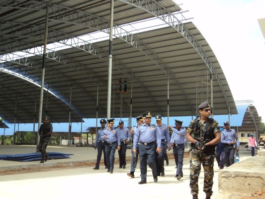 Commander Visits Aluthgama