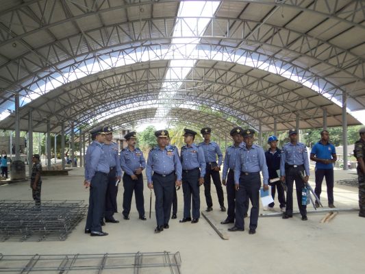 Commander Visits Aluthgama