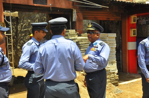 Commander Visits Aluthgama