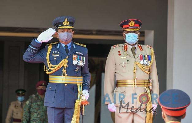 COMMANDER CALLS ON THE ACTING CDS AND COMMANDER OF THE ARMY