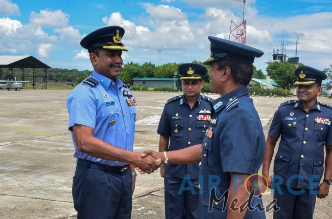 Commander of the Air Force Visits Sri Lanka Air Force Academy China Bay