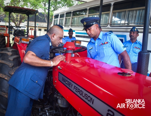 COMMANDER’S INSPECTION AT SLAF STATION PALALY