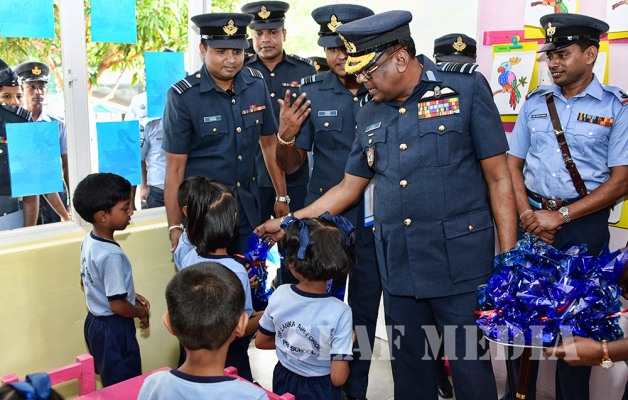 The Commander’s Inspection of SLAF TTS Ekala