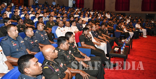 Commander of the Air Force Addresses the DSCSC