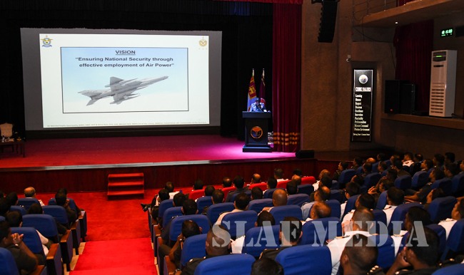 Commander of the Air Force Addresses the DSCSC