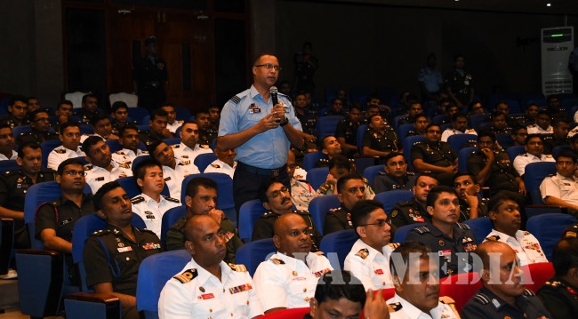 Commander of the Air Force Addresses the DSCSC