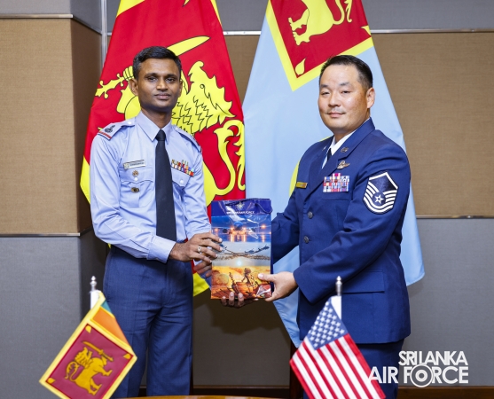 US PACIFIC AIR FORCES COMMAND CHIEF CALLS ON THE COMMAND MASTER WARRANT OFFICER