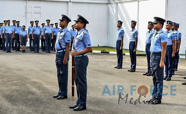 New Command Master Warrant Officer Takes Over Duties