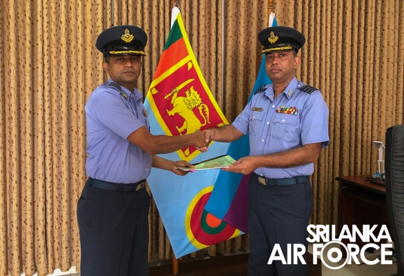 CHANGE OF COMMAND AT SLAF STATION WEERAWILA