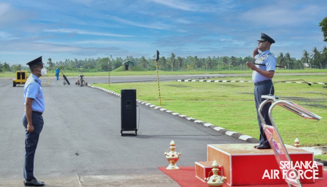 CHANGE OF COMMAND FOR NO 7 SQUADRON AT SLAF BASE HINGURAKGODA