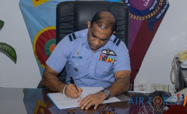 CHANGE OF COMMAND AT SLAF BASE ANURADHAPURA