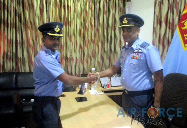 CHANGE OF COMMAND AT SLAF STATION MIRIGAMA