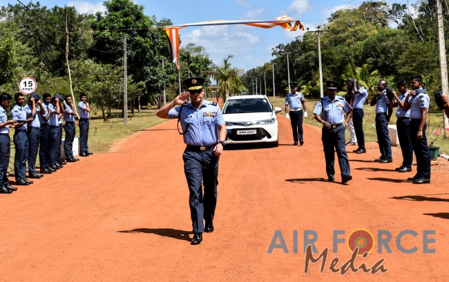 Change of Command at the SLAF Regiment Training School Vanni
