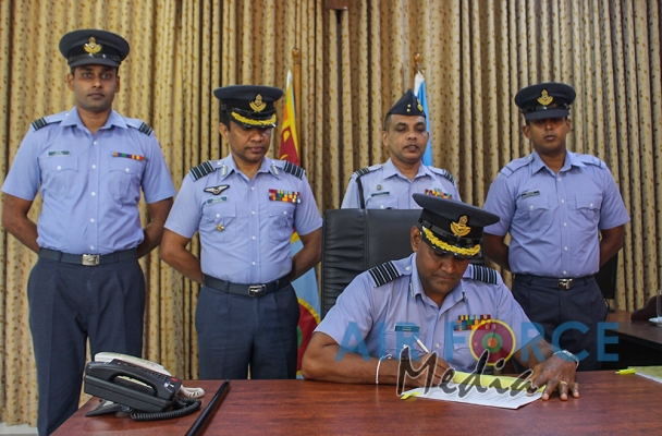 Change of Command at Sri Lanka Air Force Station Weerawila