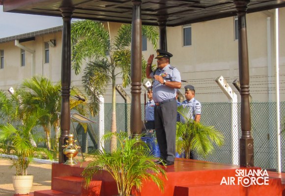 CHANGE OF COMMAND OF SLAF STATION BANDARANAIKE INTERNATIONAL AIRPORT KATUNAYAKE
